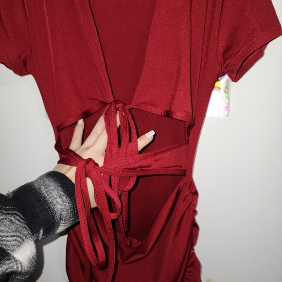 DRESS - Picture 3 of 4